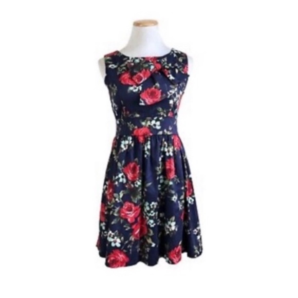 ModCloth Pennsylvania Blossom Floral Dress 1X - Picture 7 of 9